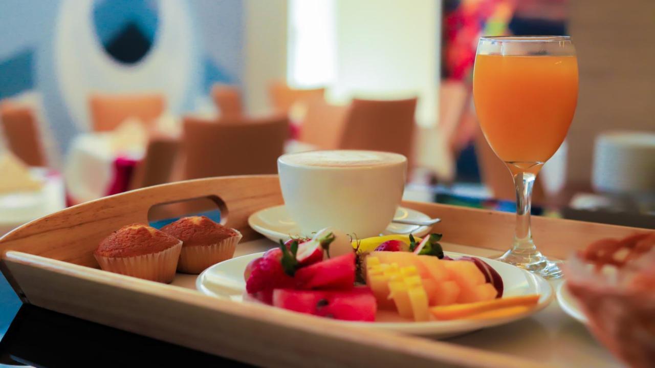 Le Wana Hotel Dubaj Zewnętrze zdjęcie
