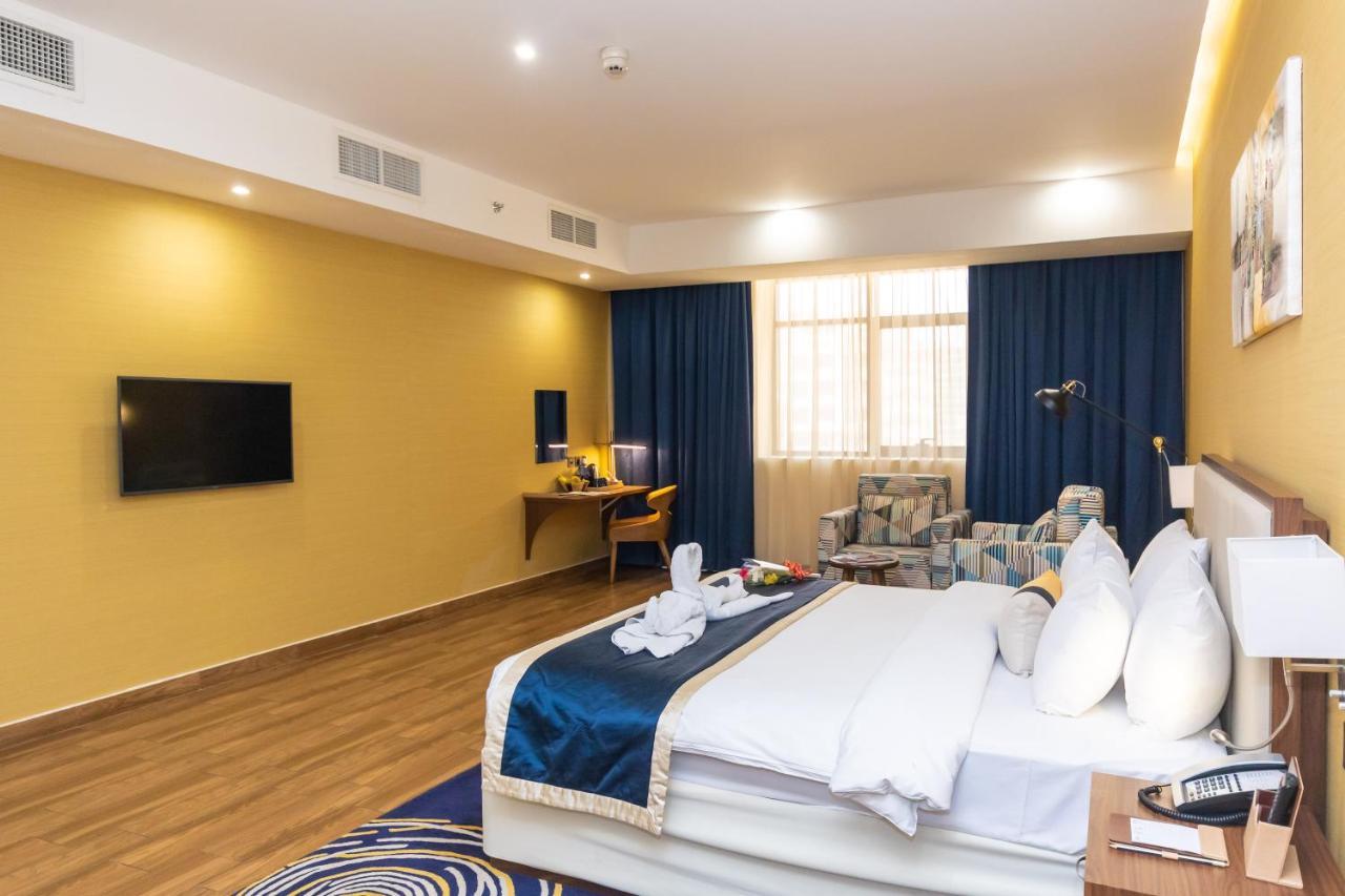 Le Wana Hotel Dubaj Zewnętrze zdjęcie