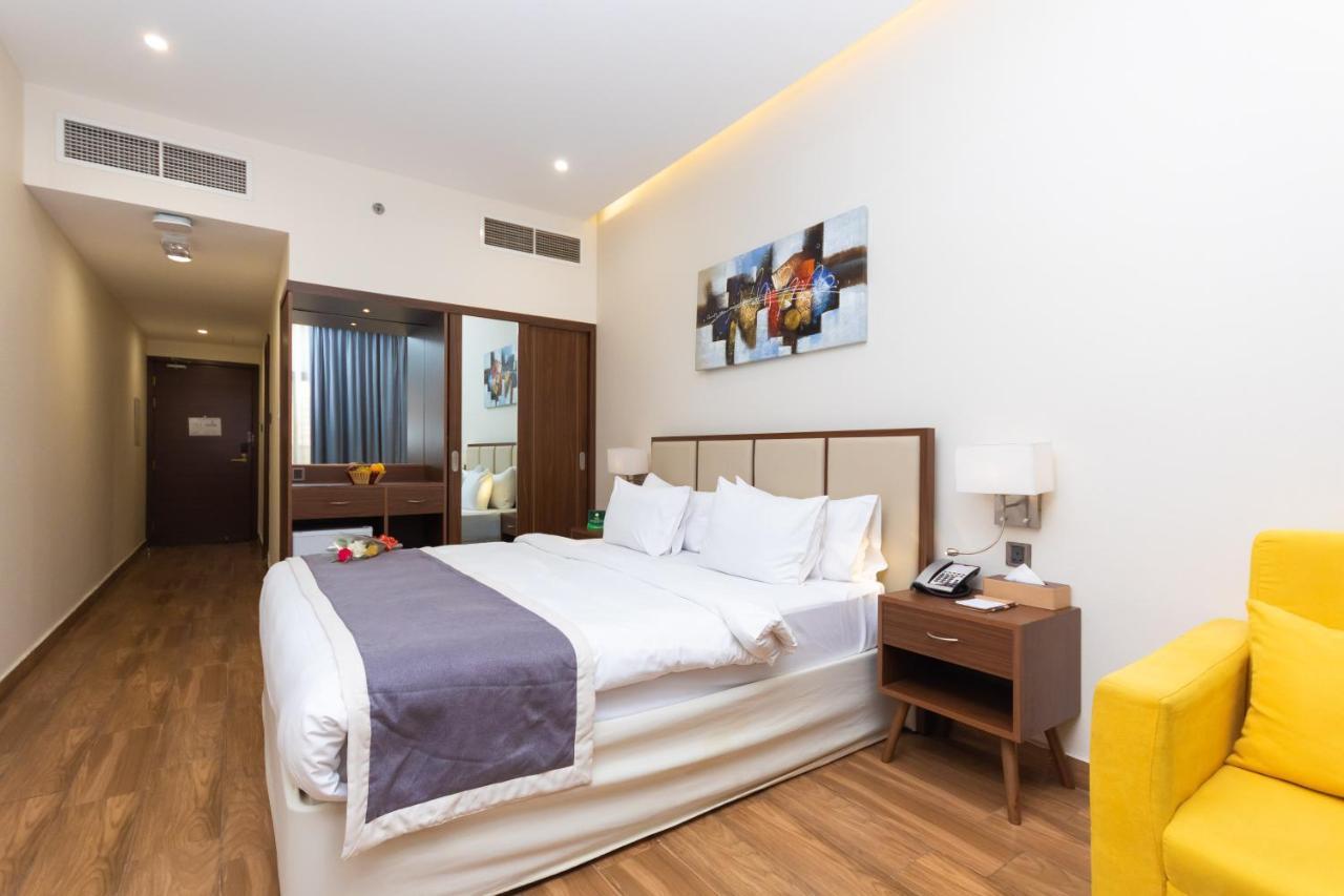 Le Wana Hotel Dubaj Zewnętrze zdjęcie