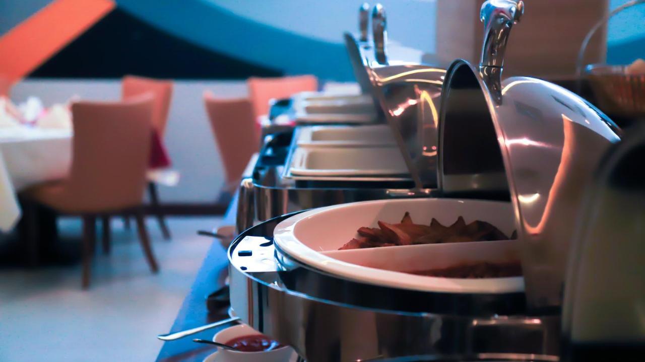 Le Wana Hotel Dubaj Zewnętrze zdjęcie